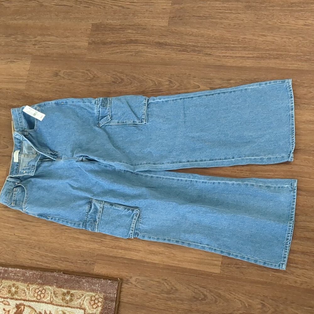 Women's wide leg jeans